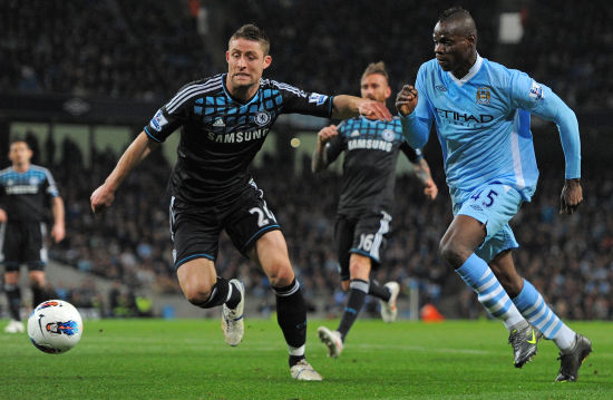 无论表现多 无论表现多